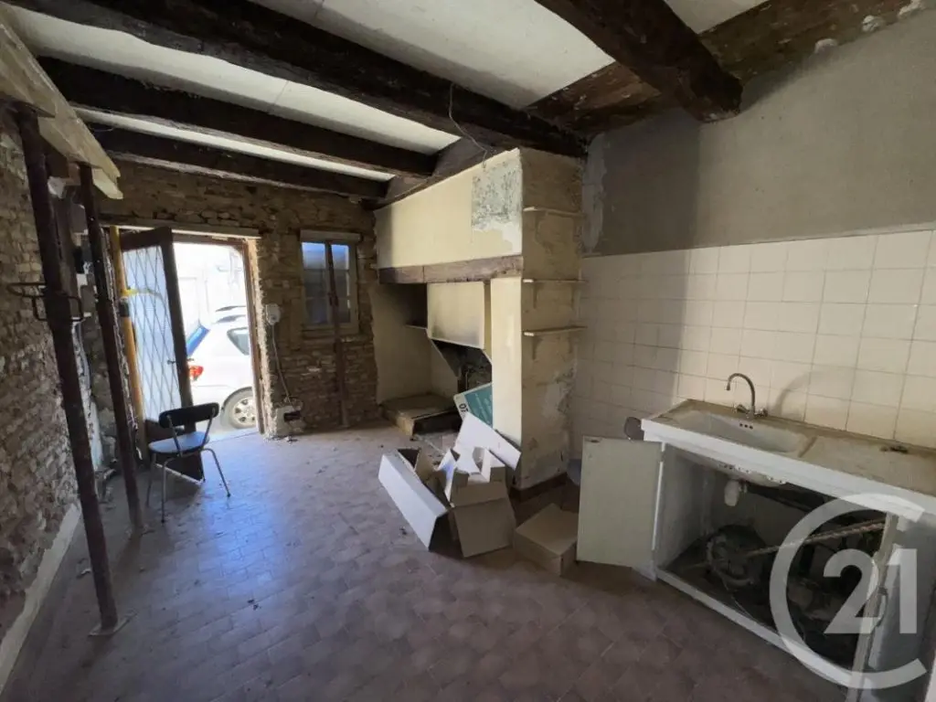 Maison de village – L Isle Jourdain – 1715